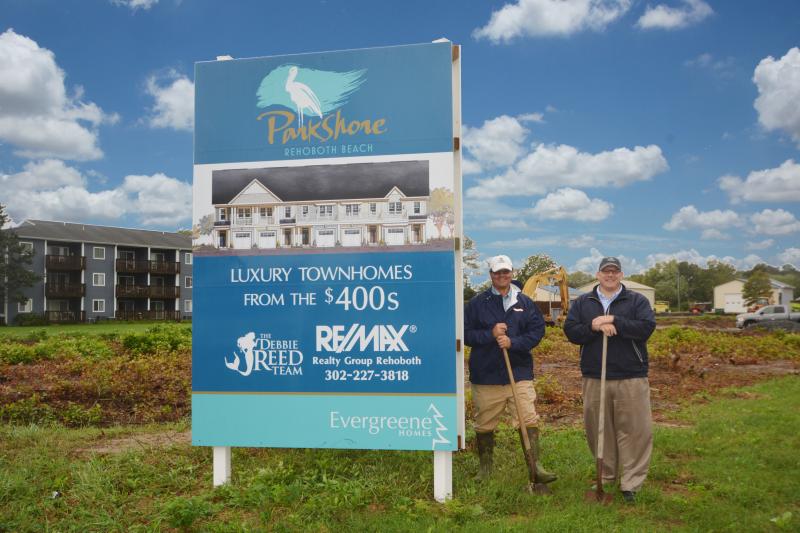 Park Shore to offer condo living within walking distance of downtown